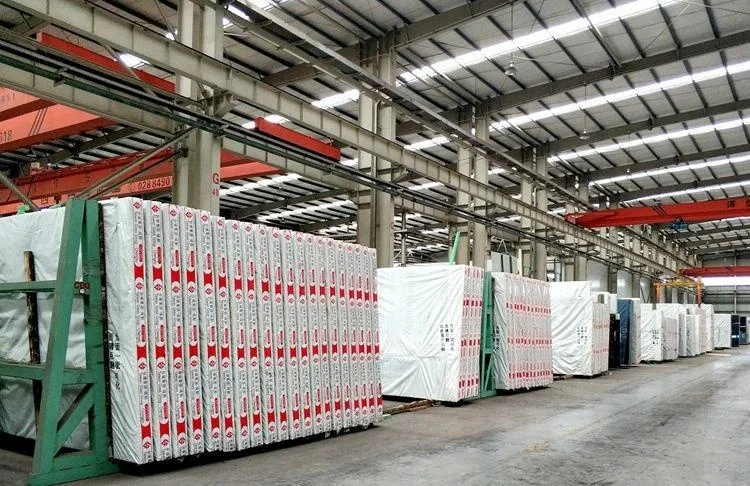 CUSTOMIZED MANUFACTURER PRICE SAFETY LOW-E COATING LAMINATED GLASS PANEL