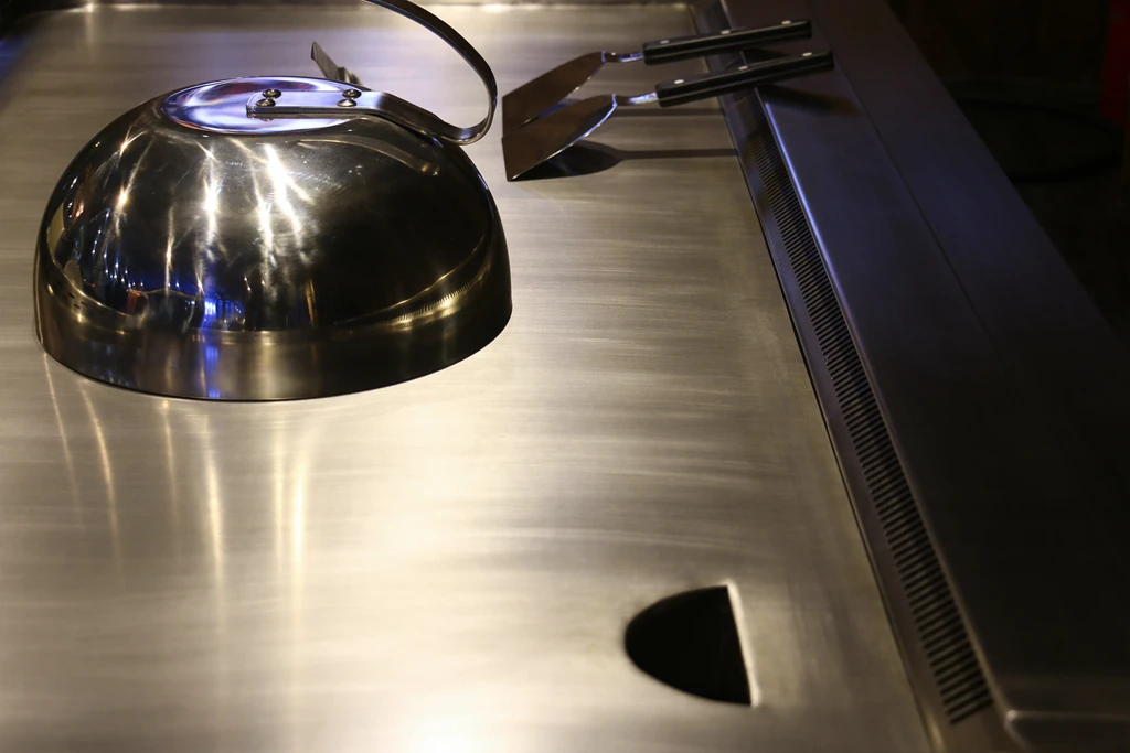 133*180*80 Commercial Teppanyaki Restaurant Hotel