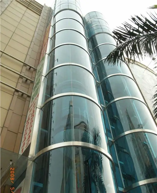 Glass capsule lift sightseeing elevator passenger