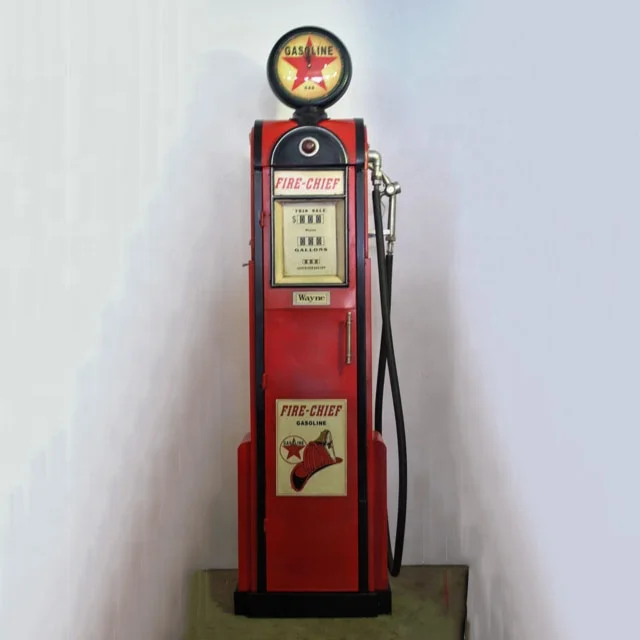 
Customized 1.2/1.5/1.8M Large Size Handmade Shop Bar Decorative Storage Vintage Metal Crafts Gas Pump With Clock Home Decor 