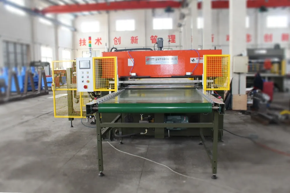 Huasen Machinery high speed automatic slipper sole cutting machine price in China