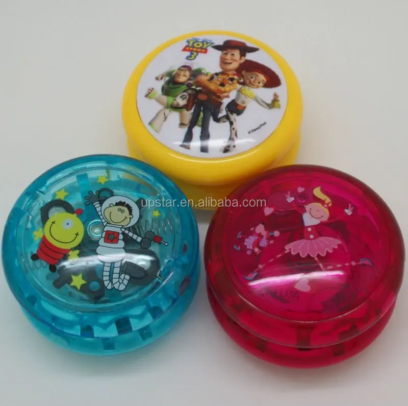 
promotional yoyo/jojo/yo-yo best price for printing logos which is an interesting toys and much popular for childrens even adult 