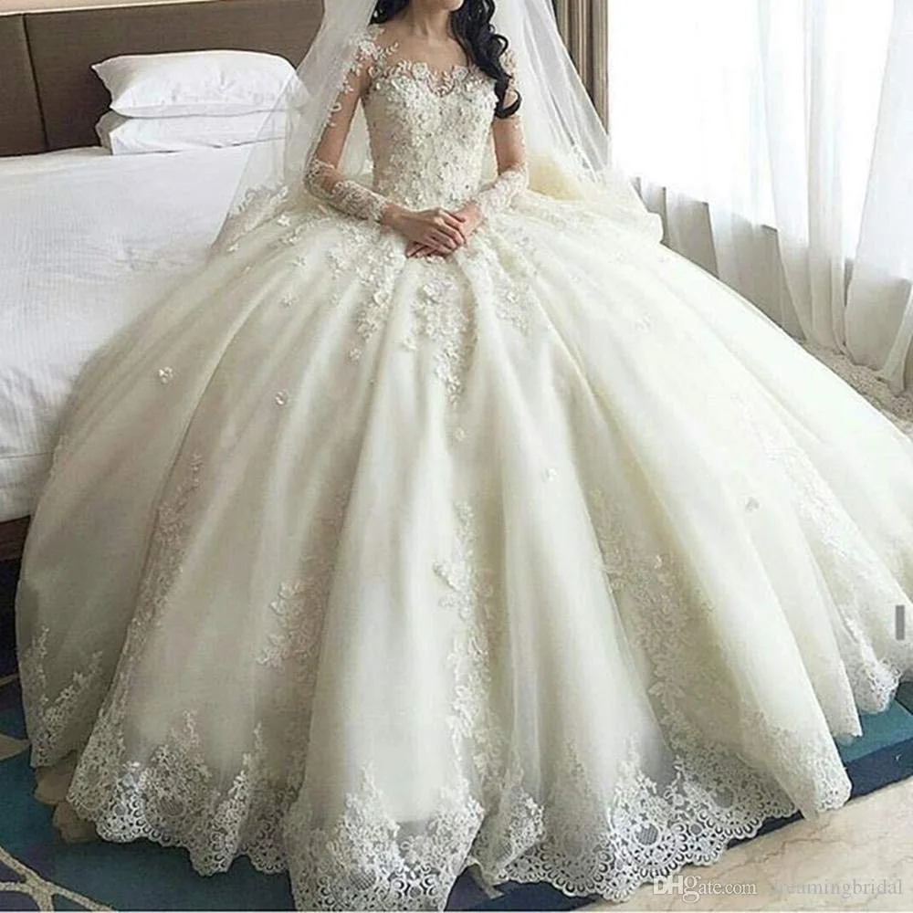 
2019 New Luxury Wedding Bridal Dresses Long Sleeves Muslim Pure White Wedding Gowns Fully Lace Long Tail Ball Gown Wedding Dress  (62169139219)