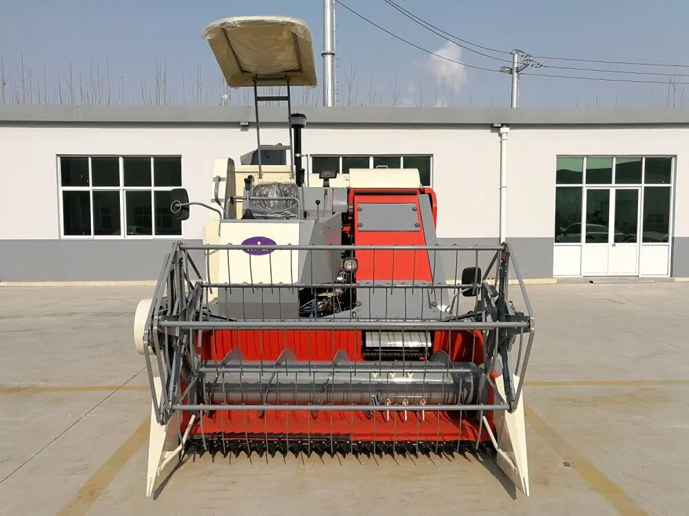 Small combine harvester 4LZ-5 / 4LZ-5A combine rice harvester for sell in Philippines Pakistan