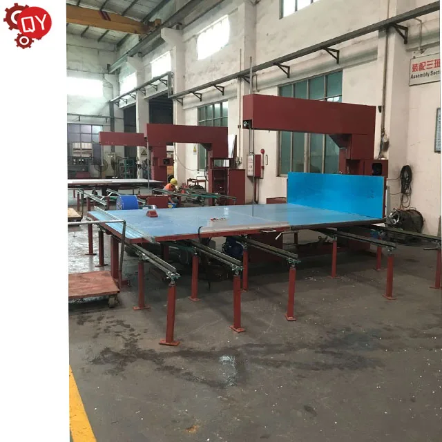 Вертикальная машина для резки пены