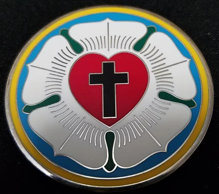 Wholesale zinc alloy red cross challenge coin