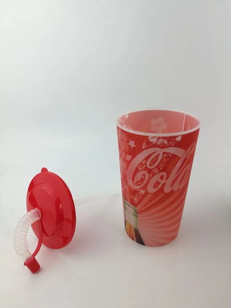 
Plastic drinking cups with Lids and straws, BPA Free (600ml - 20 oz) 