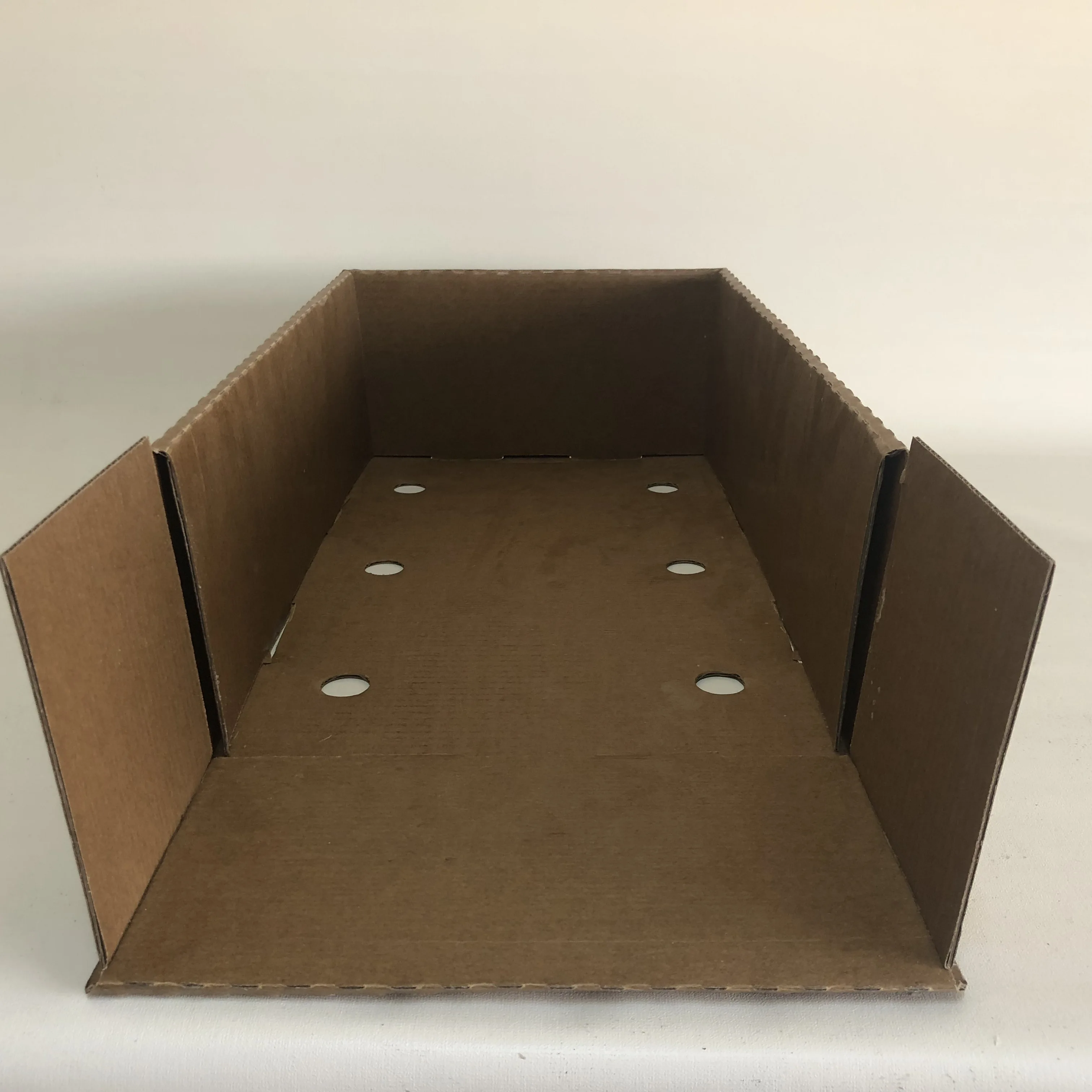 Waxed waterproof corrugated box for fish and seafood