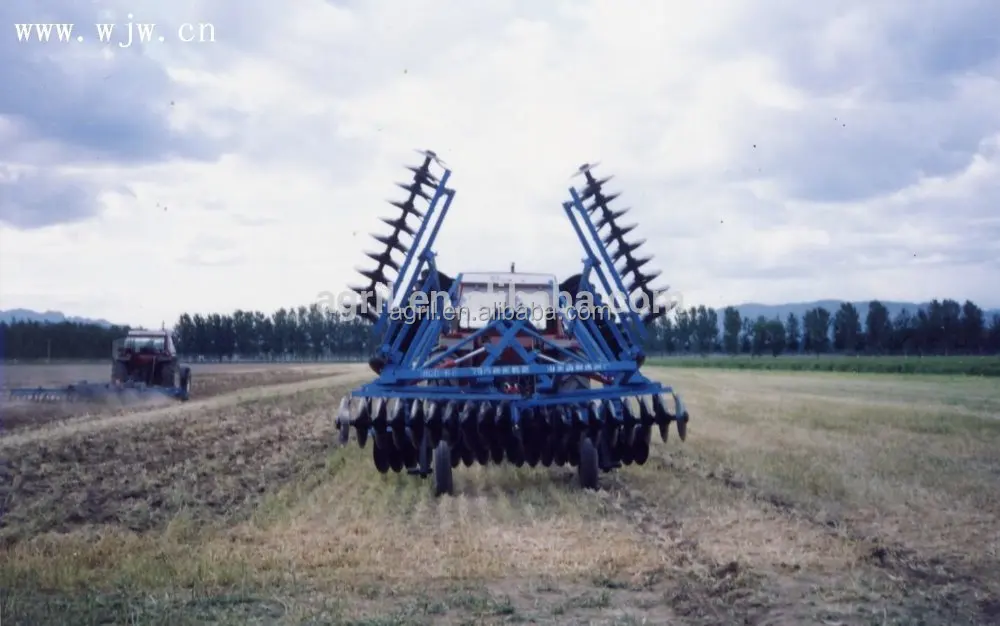 top quality farm tractor use high working efficiency heavy duty hydraulic operating offset disk harrow with wheels