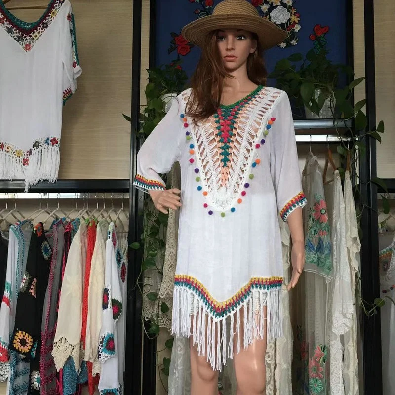 Fashion lady summer beach blouse crochet lace neck Cover up beach Blouse manufacturer