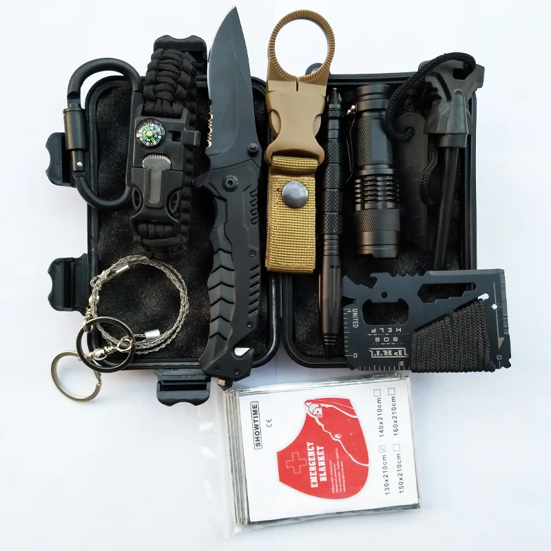 2019 Amazon FBA Quality survival kit with 12 different multitools first aid kit for outdoor survival kit