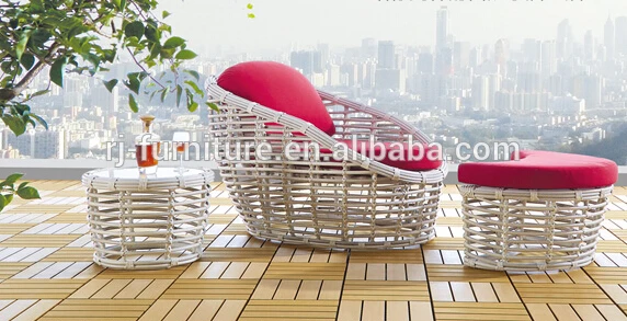 PE round rattan sun bed/chaise lounger/ lounger