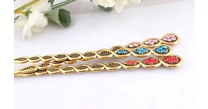 Chinese Vintage Style Beautiful Hair Stick for Women