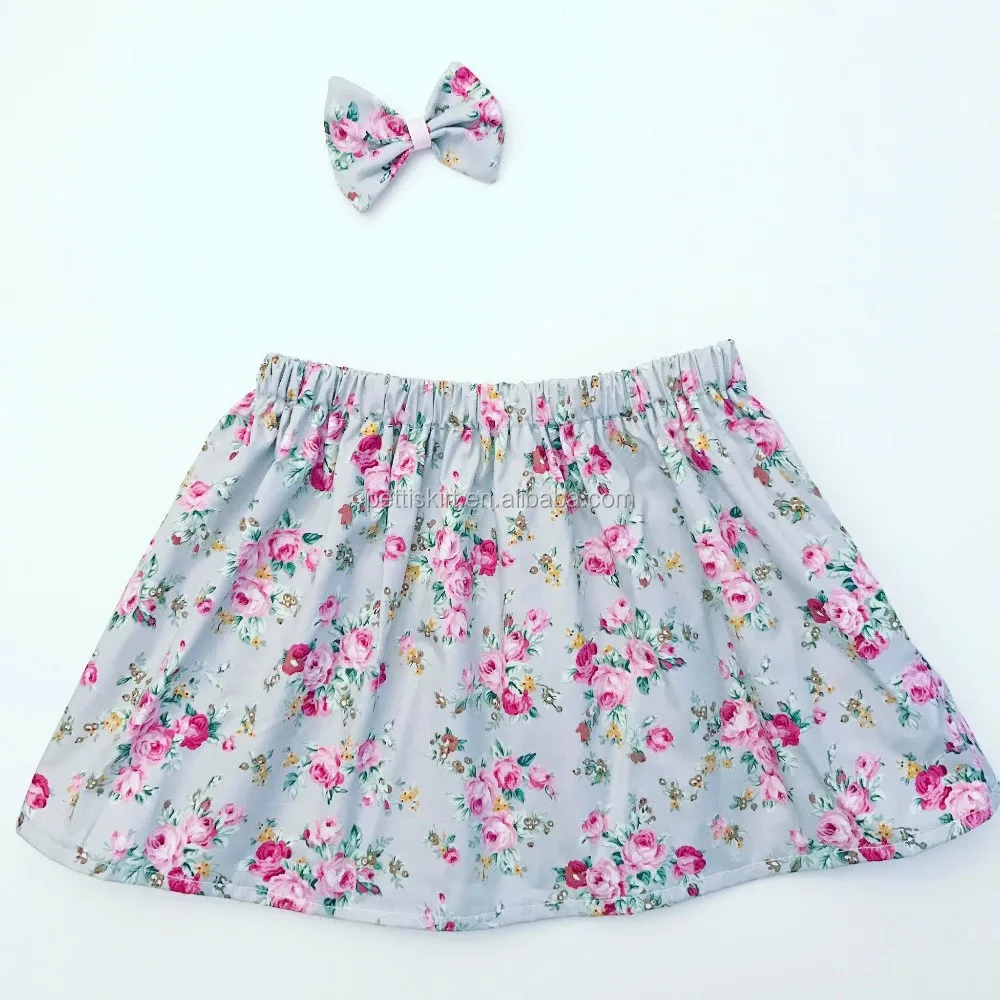 Детские цветочные узоры темно-синего цвета, модная летняя одежда для мальчиков, симпатичный детский с цветами для девочек, одежда для детей, с головной повязкой, pleater Детские футболки с короткими рукавами и юбка