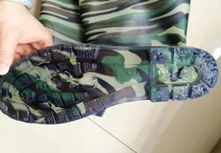 100% Waterproof Fishing Wear PVC Knitted  Fabric Chest Wader With Non Slip Sole