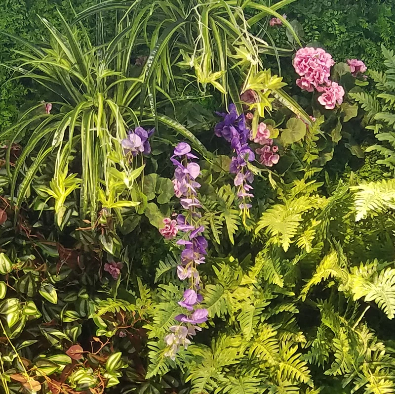 
Wholesale Customized UV Resistance Wisteria Flower Single Plants Vertical Artificial Green Grass Wall Panel for Wedding Backdrop 