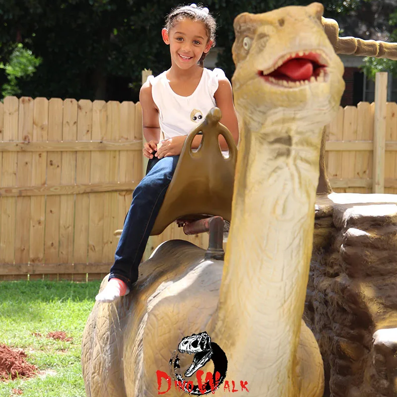 Детский динозавр трицератопс парк аттракционов безопасный трицератоп
