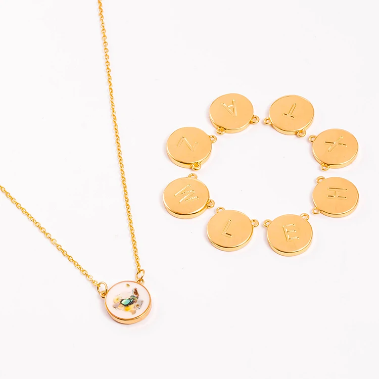 A-Z Gold Silver Coin Initial Choker Necklace Pink Enamel Seashell Pendant Necklaces For Women Jewelry
