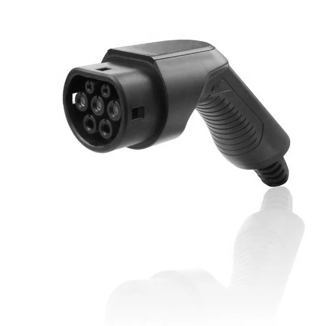 
 32A трехфазный Тип 2 разъем для зарядки EV  