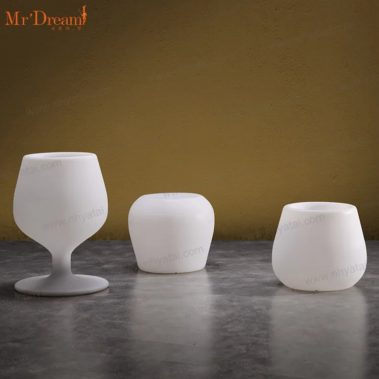 China 16-color changing ice bucket outdoor illuminated waterproof led light flower pot for patio and villa