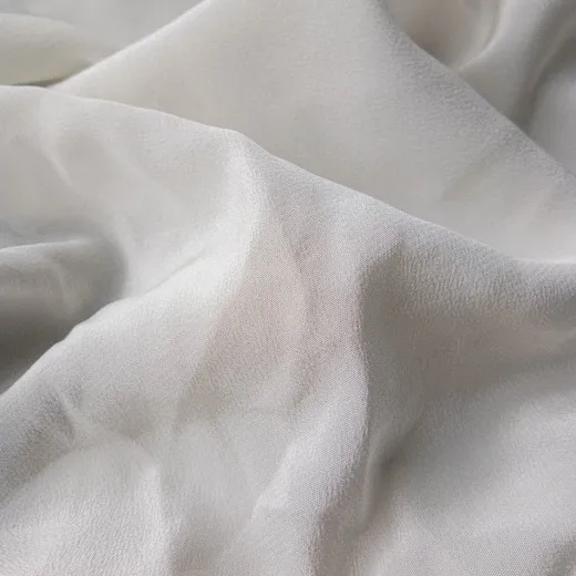 Solid dyed  nature  silk crepe de chine fabric, 100% silk  fabric for dress blouse