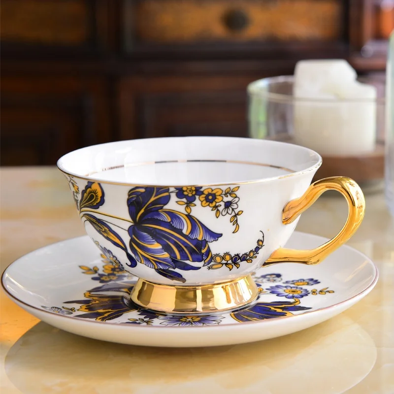 Elegant british floral ceramic tea cup and saucer for latte bone china coffee cups with dish