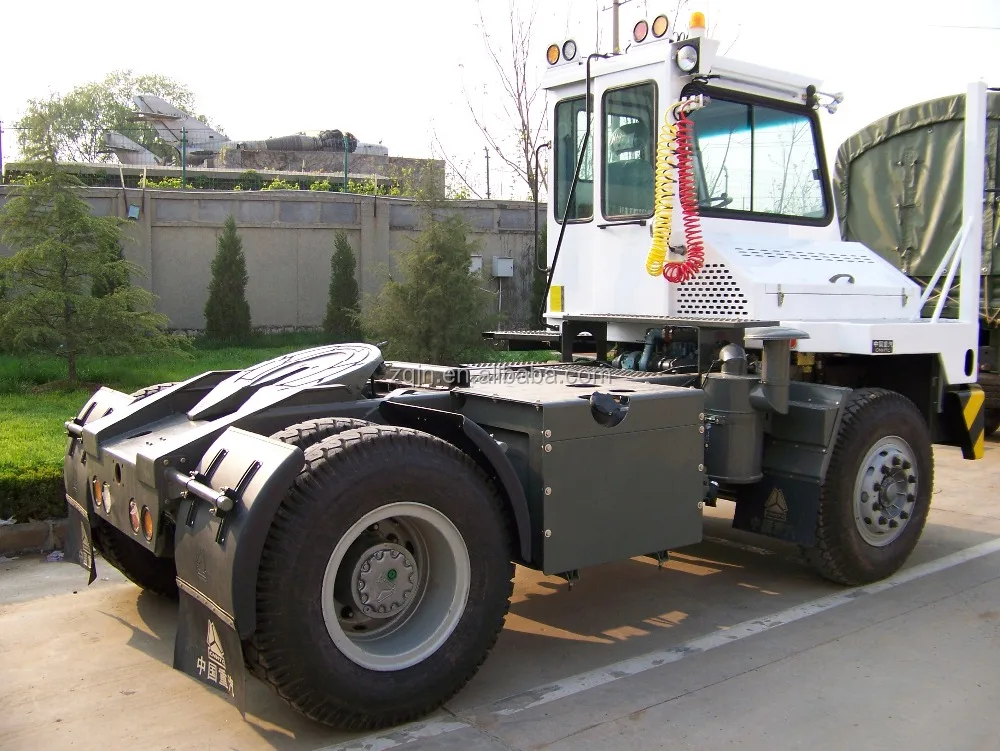 Low Price Sinotruk HOVA 4x2 Port Terminal Tractor Truck for Sale