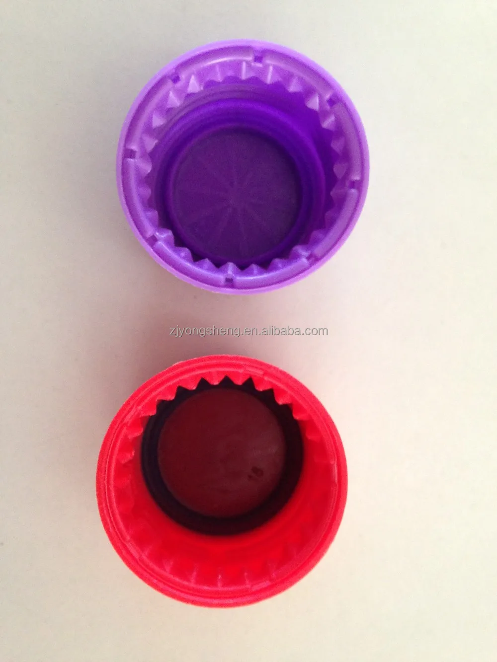 Пластиковые накладки крышки машины удаления машина (DS-2005)/оборудование для производства бутылки с Пластиковая Вставка (термопластичный эластомер)