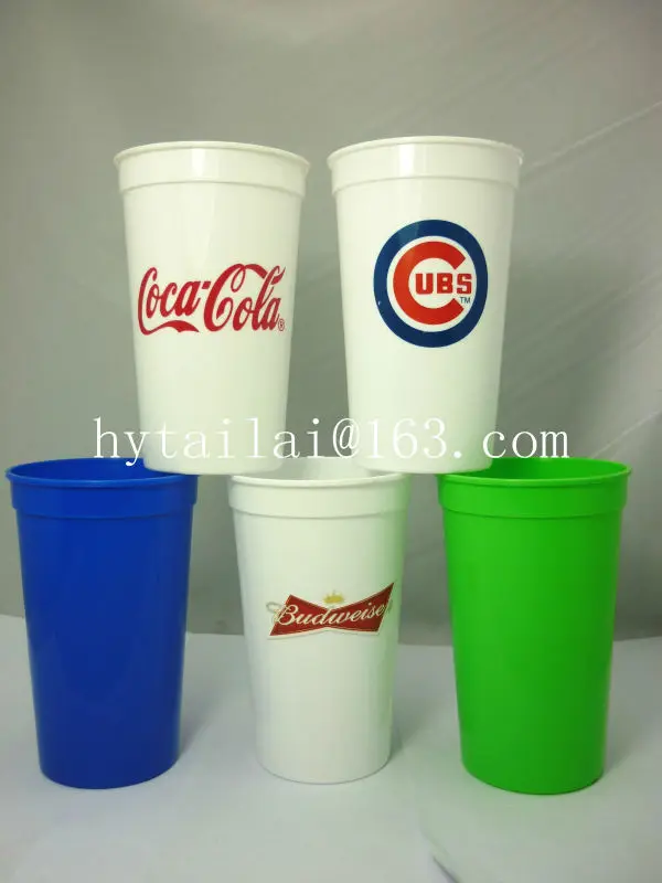  Пластиковые стадионные чашки 16 унций 22 унции полипропиленовые 100% безопасные для пищевых продуктов не содержат BPA с прямой фабрики