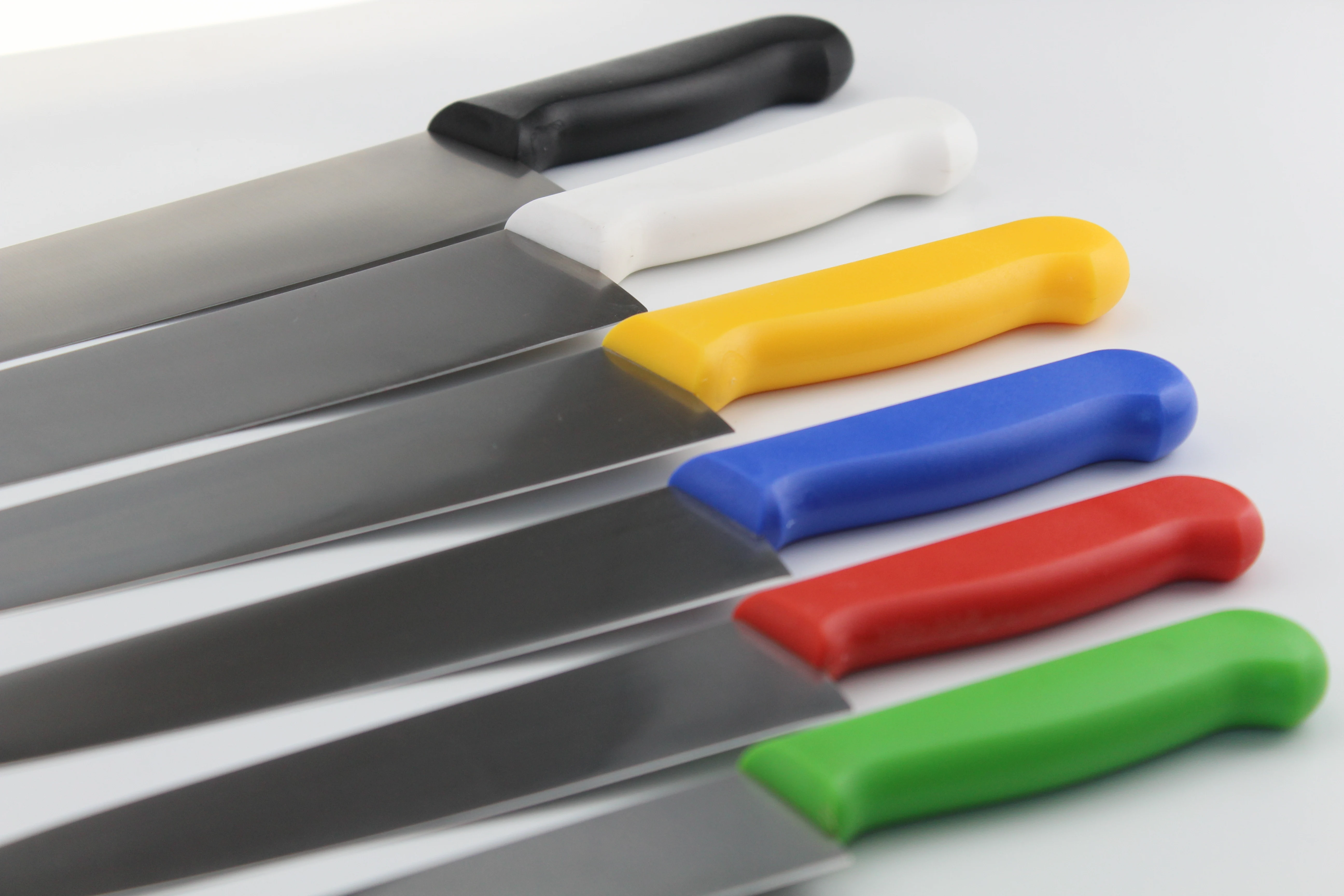 Wholesale high quality kitchen Chef vegetable Knives stainless steel fruit knife with plastic handle