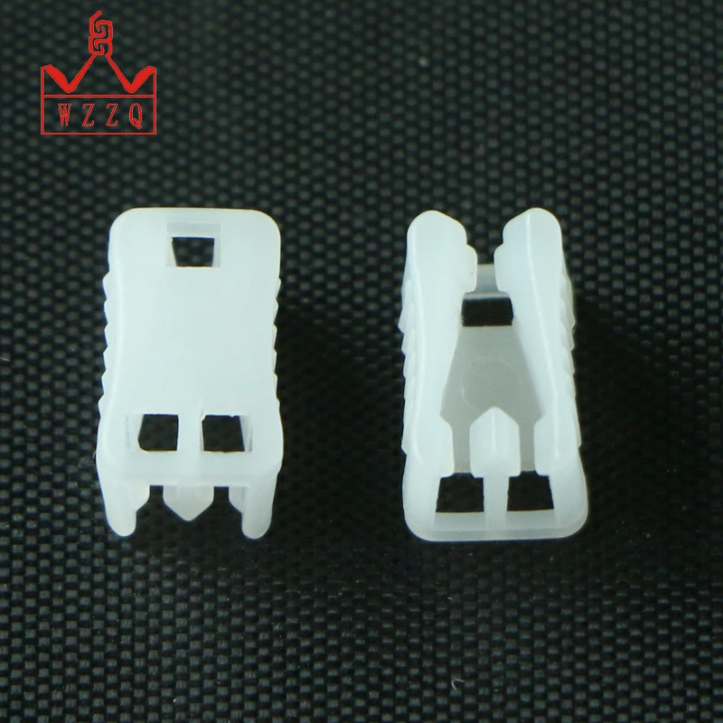 
Wholesale High speed plastic zipper slider head 