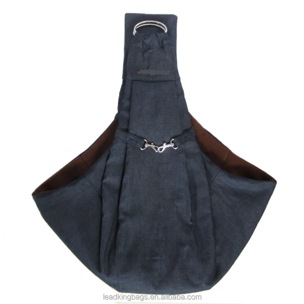 
 Двусторонняя сумка-слинг для перевозки собак  