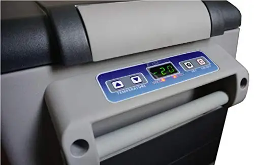 Portable Refrigerator/freezer Outdoor and Home 48 Quart Compressor 220V Universal Aluminum Boat 45L Car Refrigerator YC C45