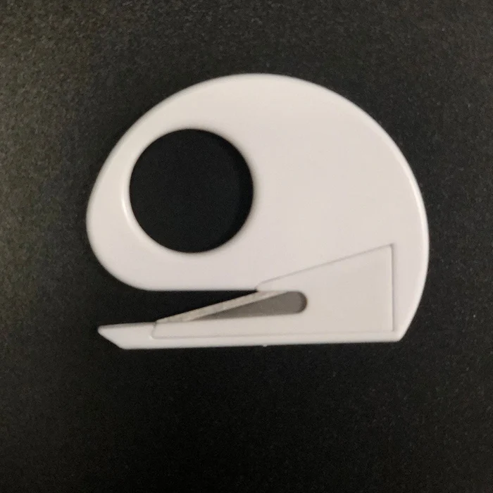 
PTLP-017 plastic ring shape letter opener 