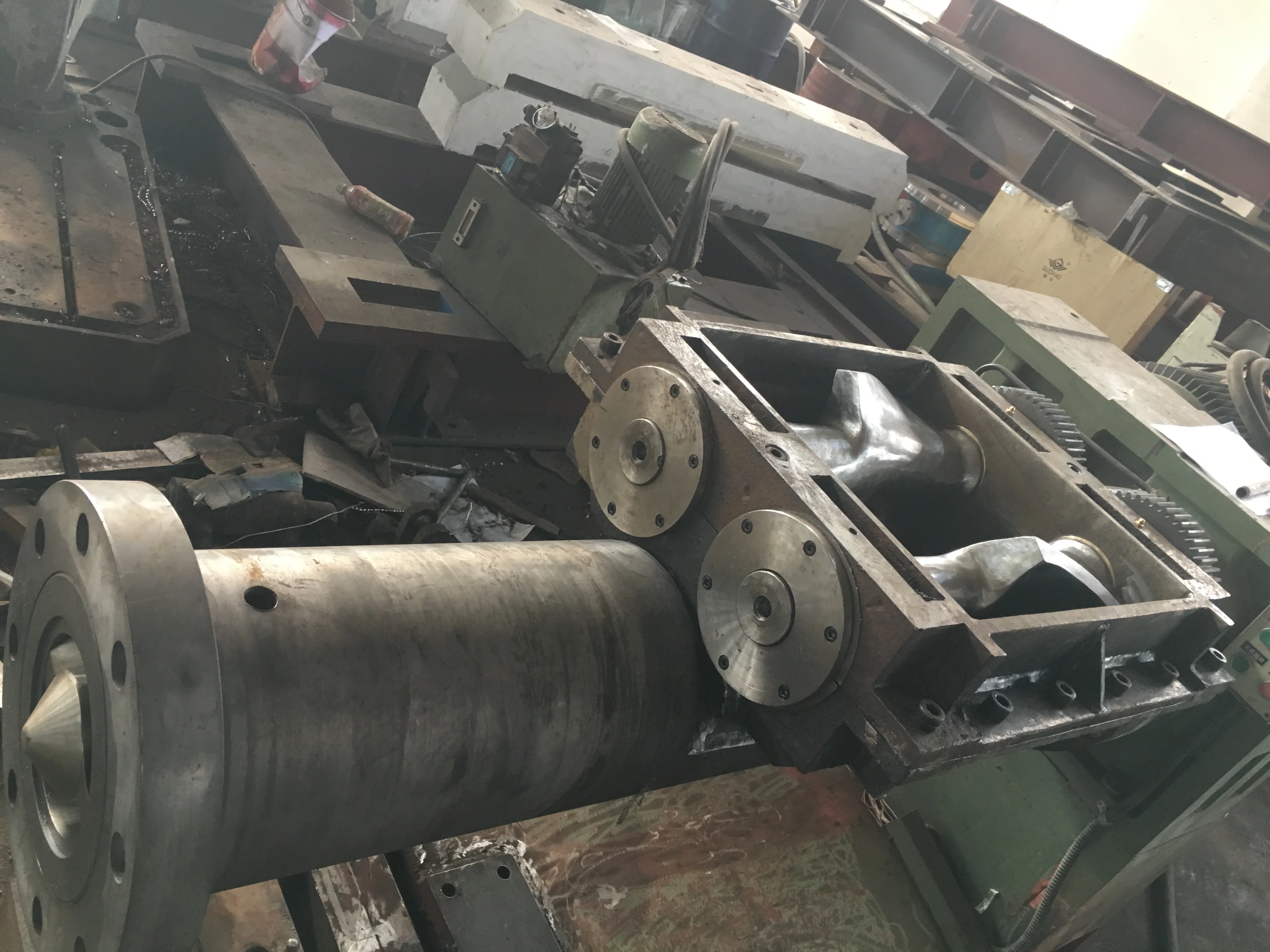 
rubber extruder for rubber tube, hot or cold feeding 2 types 