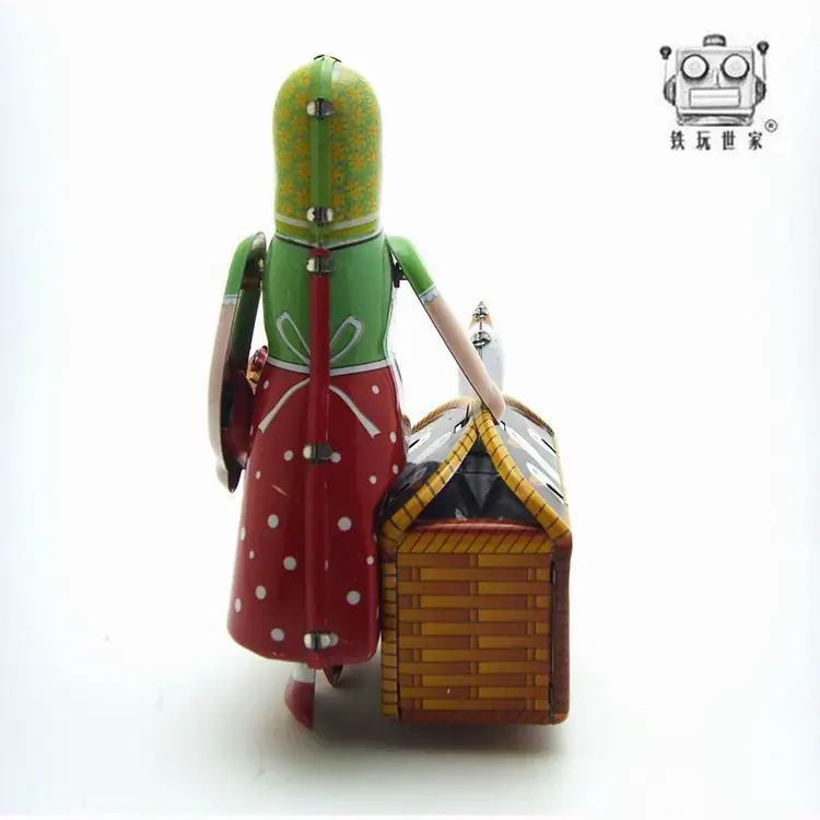 Заводные жестяные игрушки ходячие женщины с гусиной и петухом металлический подарок