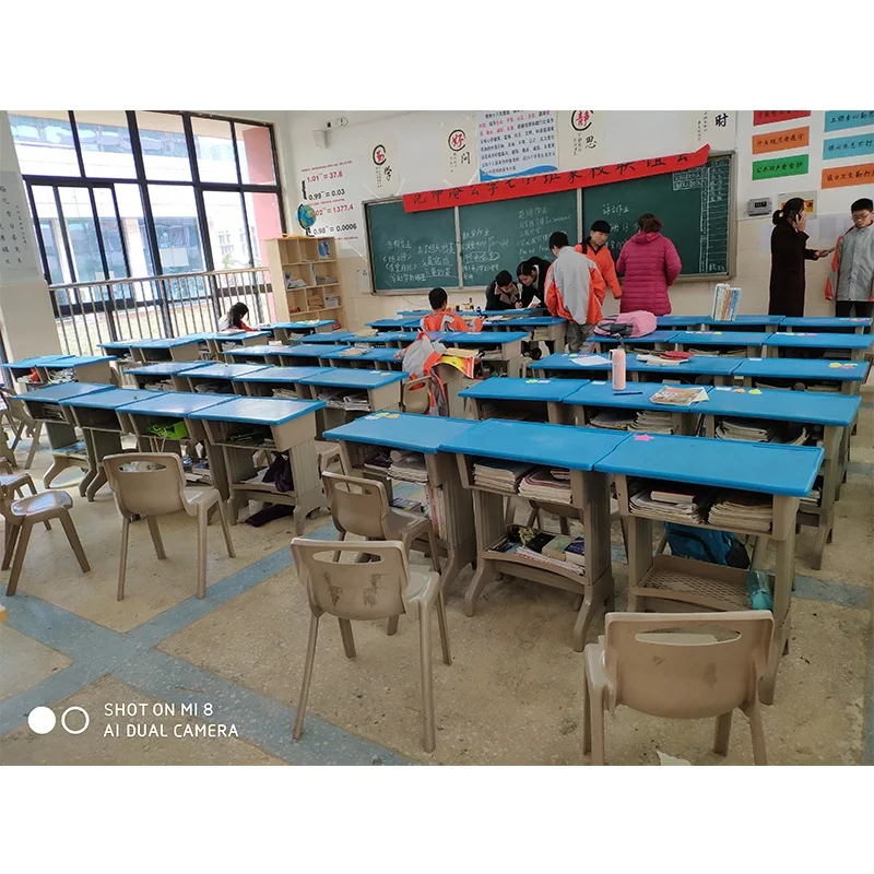 
 Эргономичный стол для учеников и Набор стульев для средней и старшей школы  