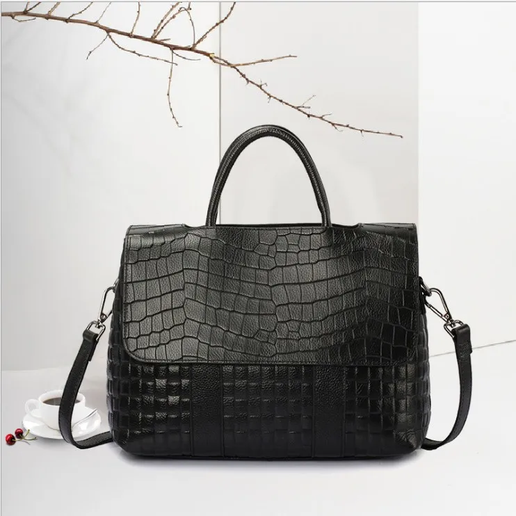2019 spring and summer new stone pattern shoulder bag leather handbag fashion killer bag layer cowhide lady bag