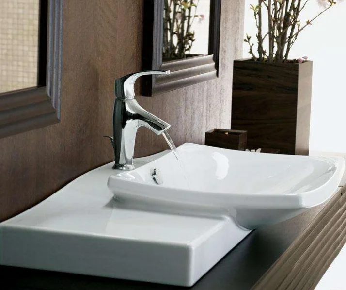 wholesale clear FRP unsaturated polyester resin colorless/yellowish used for bath tub and water tanks