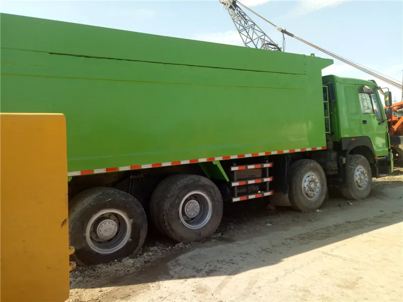Low price Used Truck HOWO 8x4 Dump Truck, howo Truck 20 ton 30 ton 40 ton for sale