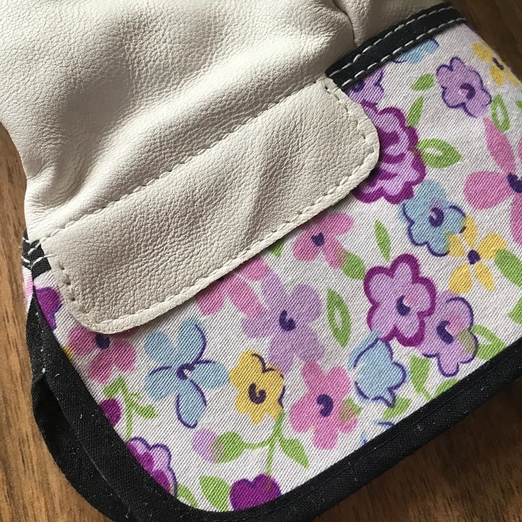 Fashion Cowhide Leather Ladies Elegant Purple Flower Print Garden Gloves