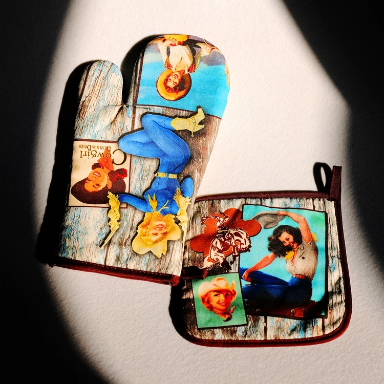 
Wholesale 100% cotton custom digital printed oven mitt kitchen apron set 