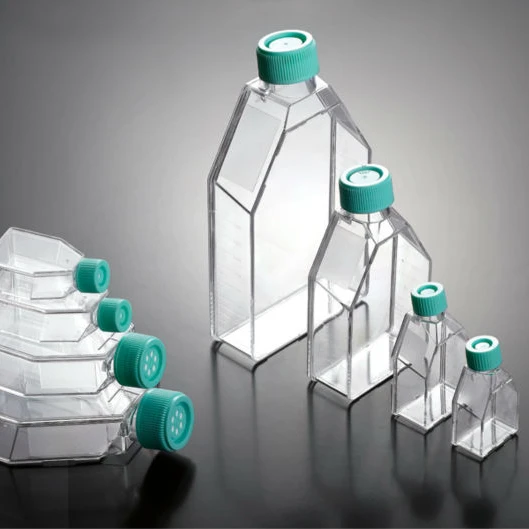 Лабораторные стерильные колбы для клеточной культуры