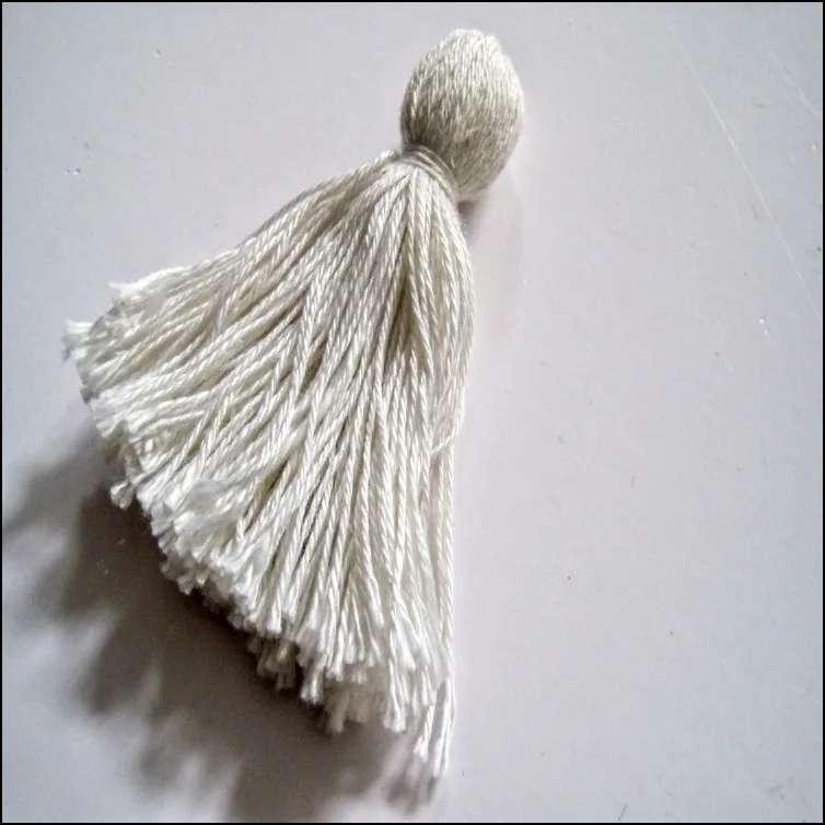 Woman Dress Fashion Small Garments Decoration Cotton Tassel Wholesale Tassels Tassel Keychain 100%