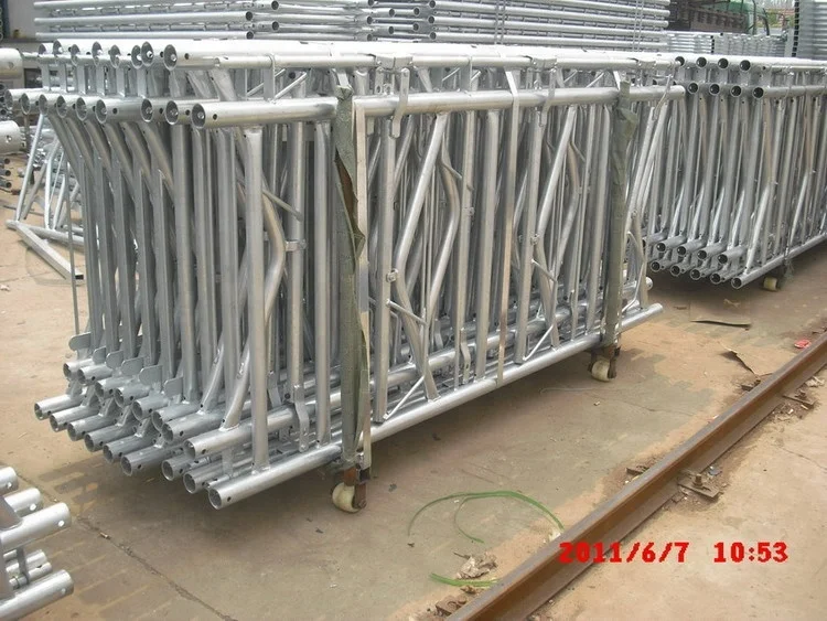 10ft Dairy Hot Dip Galvanized Cattle Panel Headlock For Sale