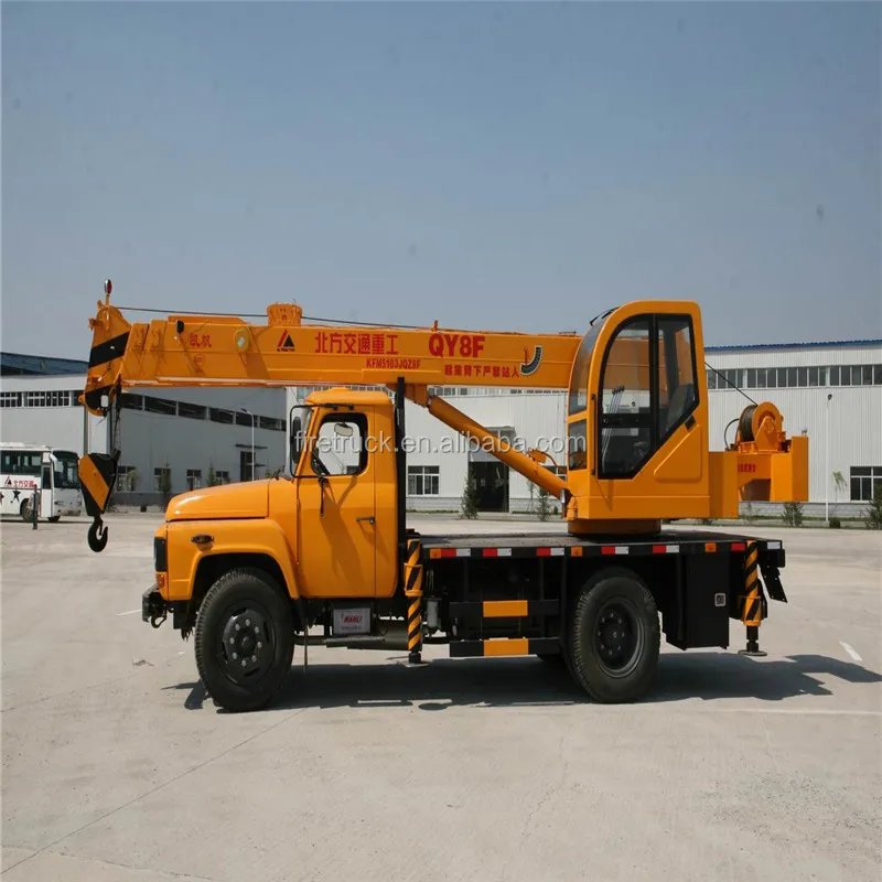 Shanghai high popularity 8 ton mobile truck crane for sale