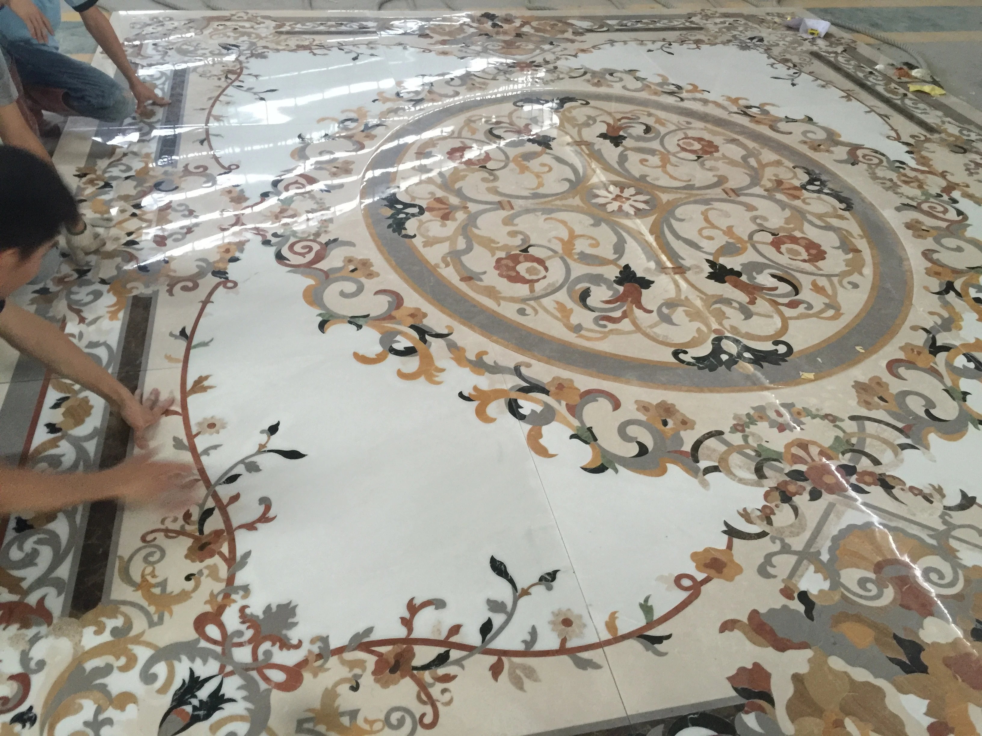 Hotel and villa waterjet marble medallions floor tile for Majlis and Hall lobby in Gulf Arabia countries