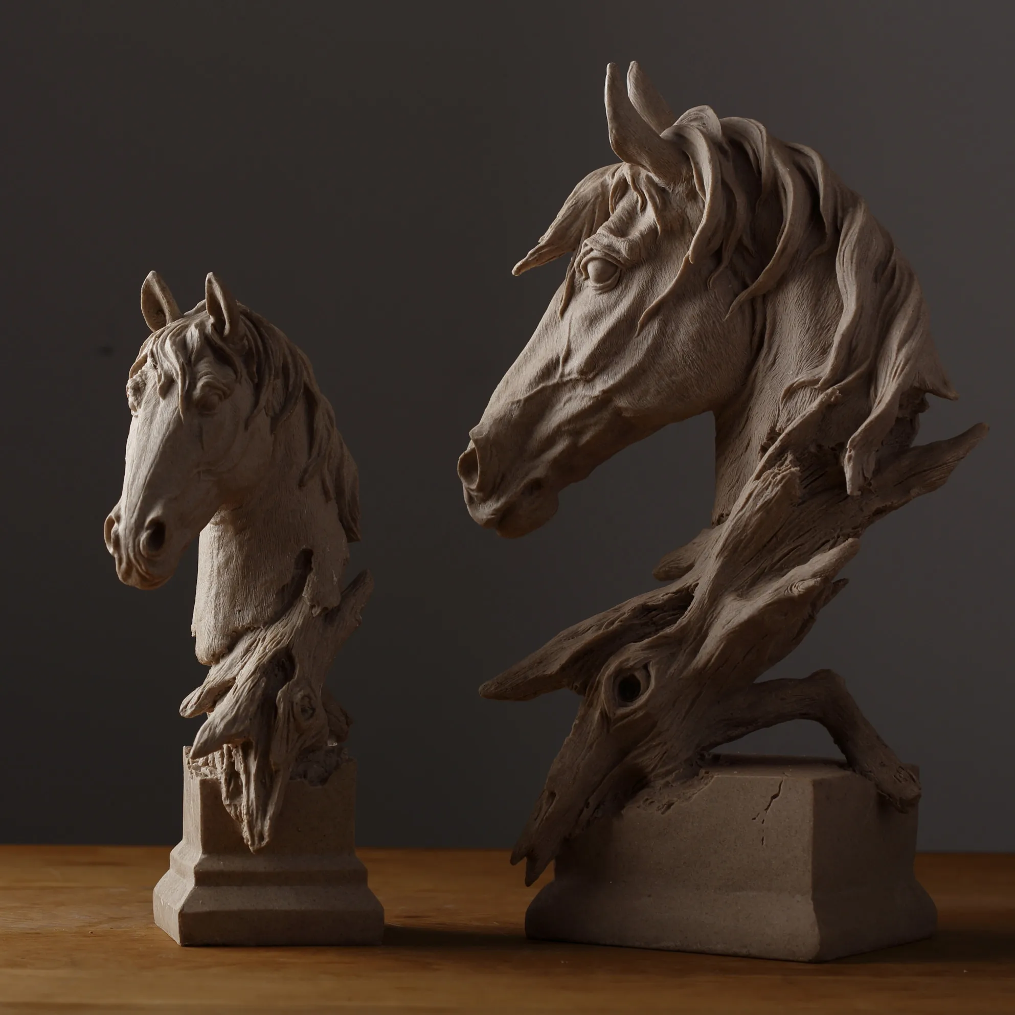 
Display Delicate Horse Head Shape High Quality modern minimalist model home creative cabinet artwork 