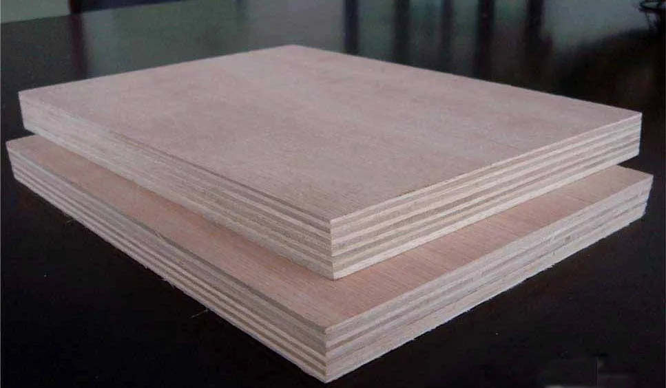 18mm Pine veneer  plywood used for furniture