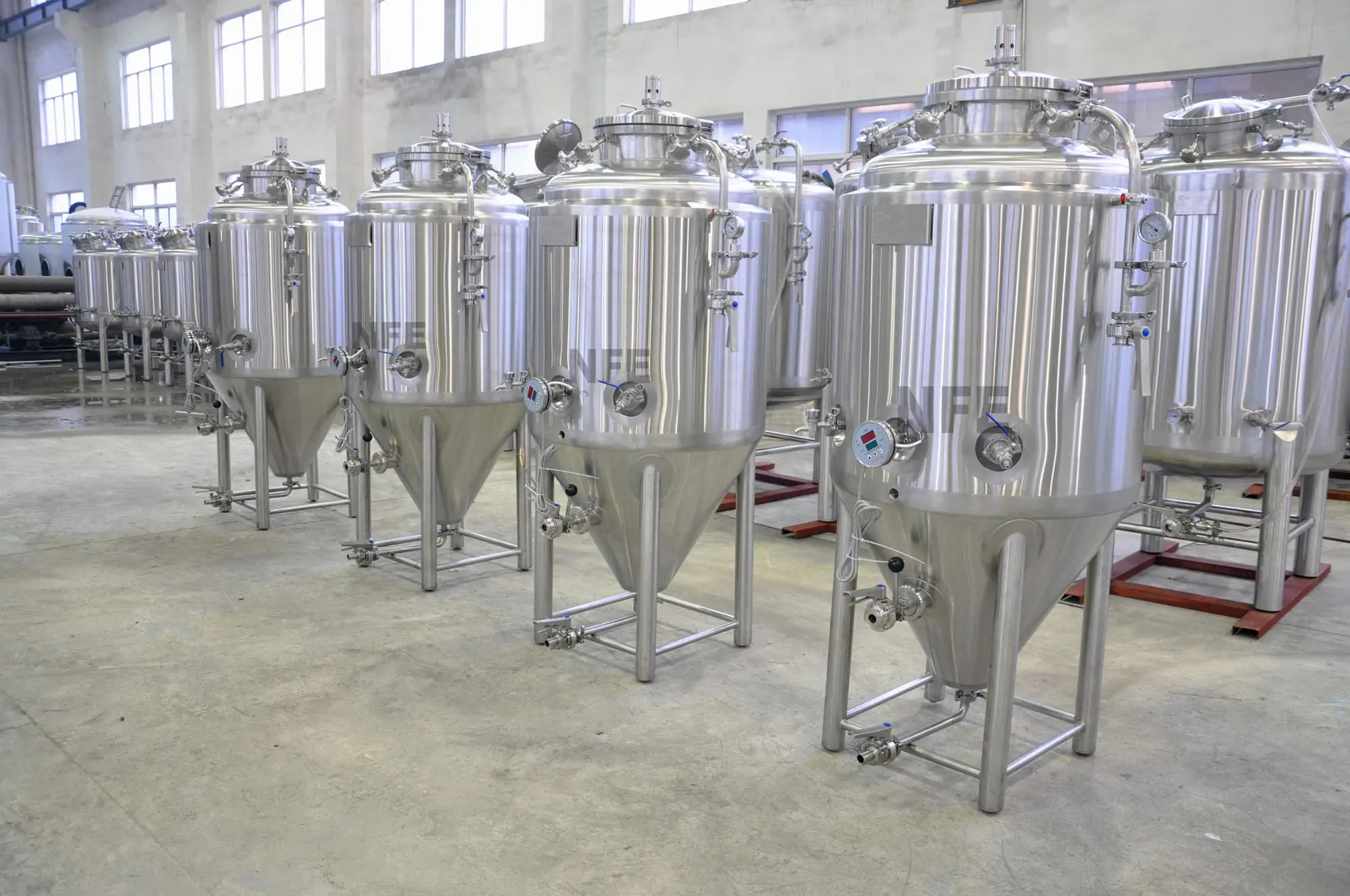 
250l 2 bbl Beer Brewing Turnkey Fermenter System 25 Gallon skid Conical Fermenter 